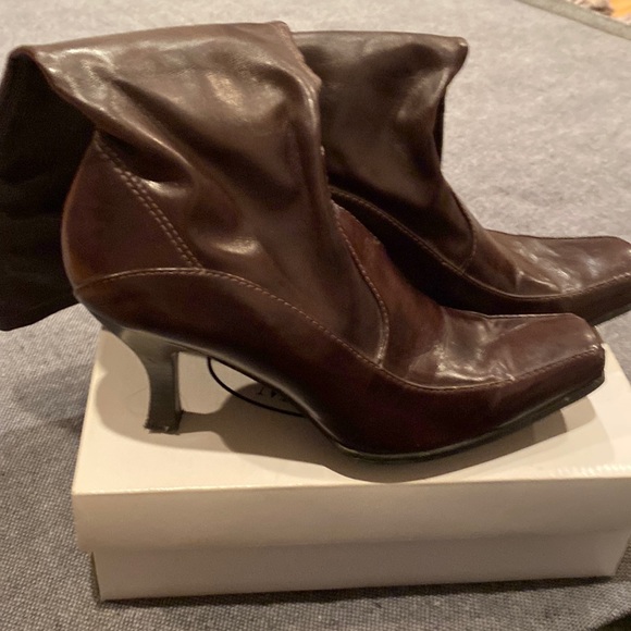 Genuine leather boots size 8.5 - Picture 3 of 5